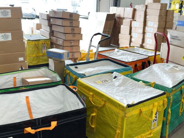 Đơn hàng AA Solutions Logistic