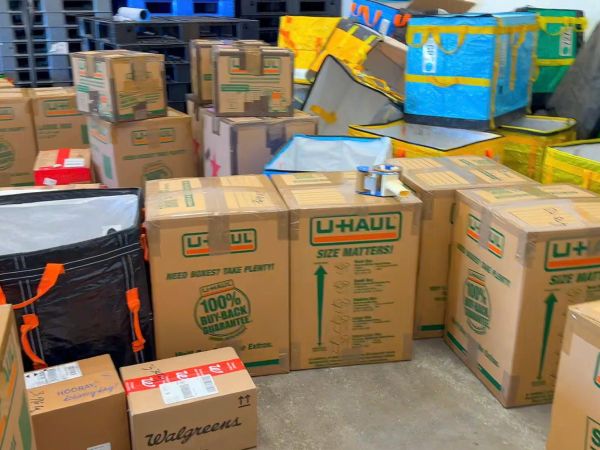 Kho hàng AA Solutions Logistic